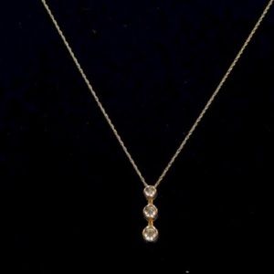 Preloved 10K Gold Necklace W/ Diamonds